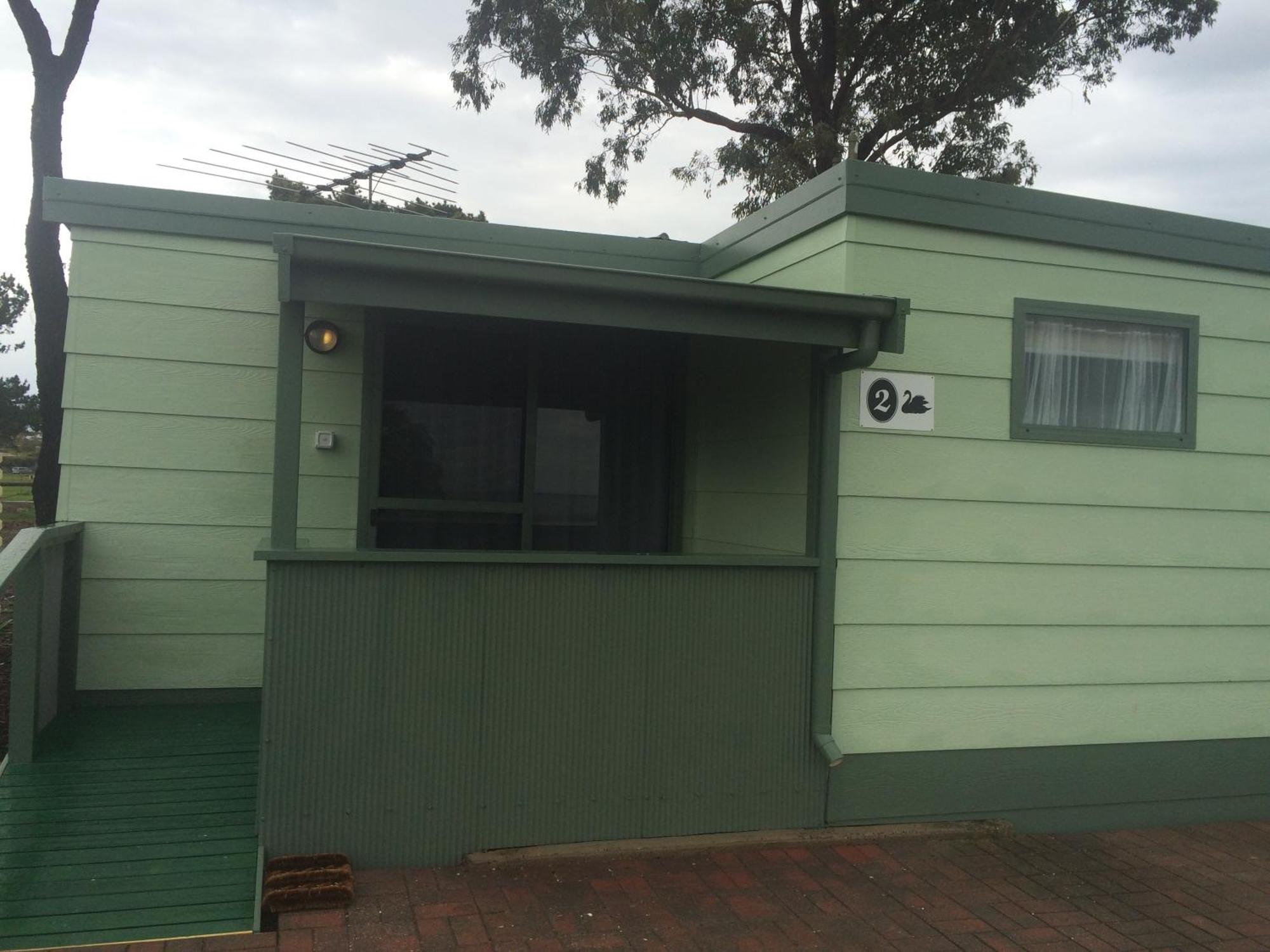 Lake Albert Caravan Park Hotel Meningie Exterior photo
